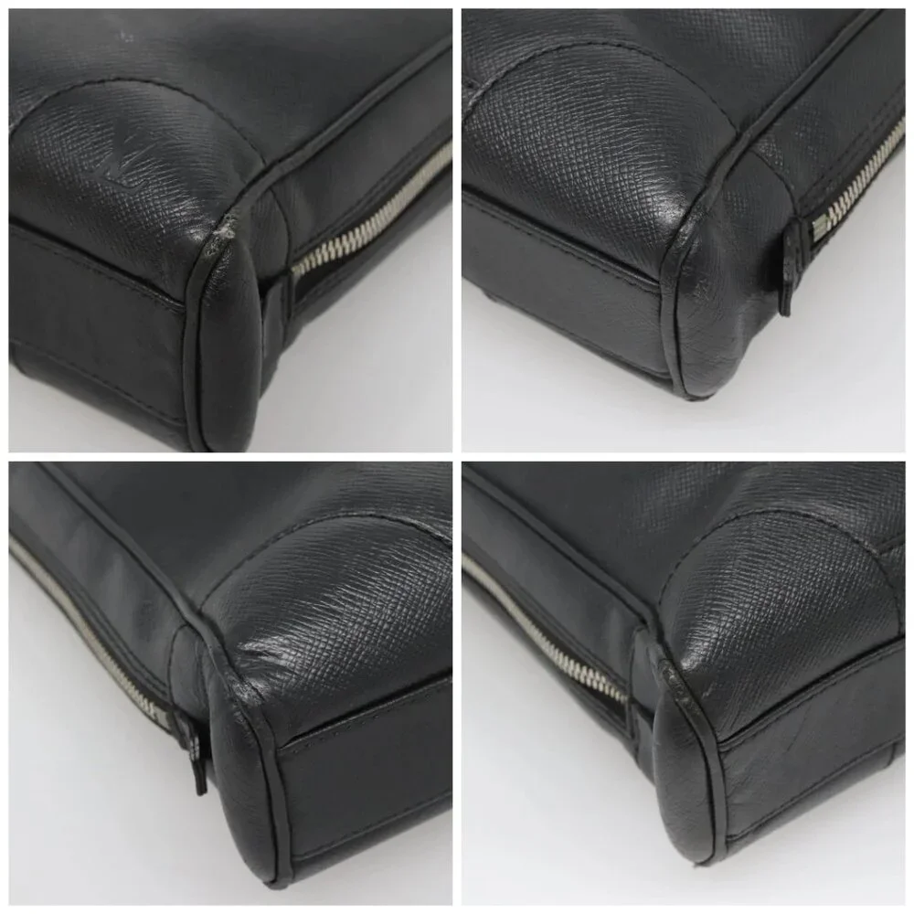 LOUIS VUITTON Taiga Igor Business Bag Boreal